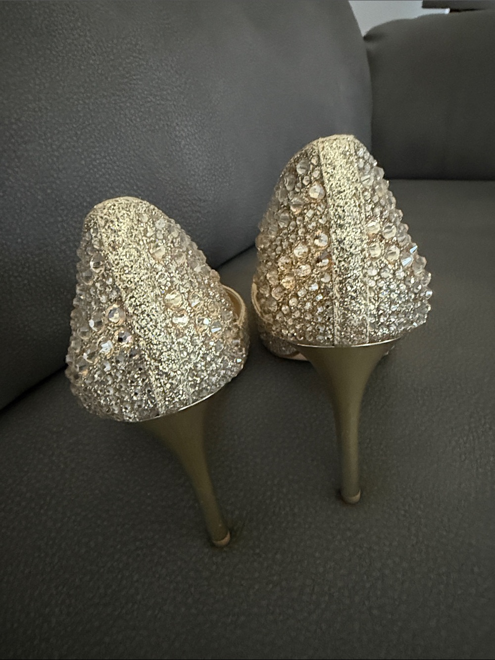 BRAND NEW Gianni Bini Gold Crystal Pointed Toe Pumps - Picture 5 of 6